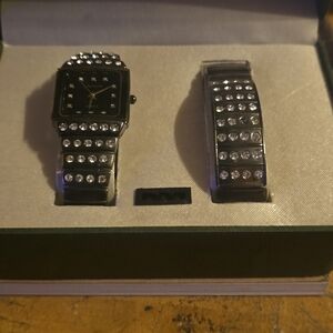 Jaivinchi Watch & Bracelet Set